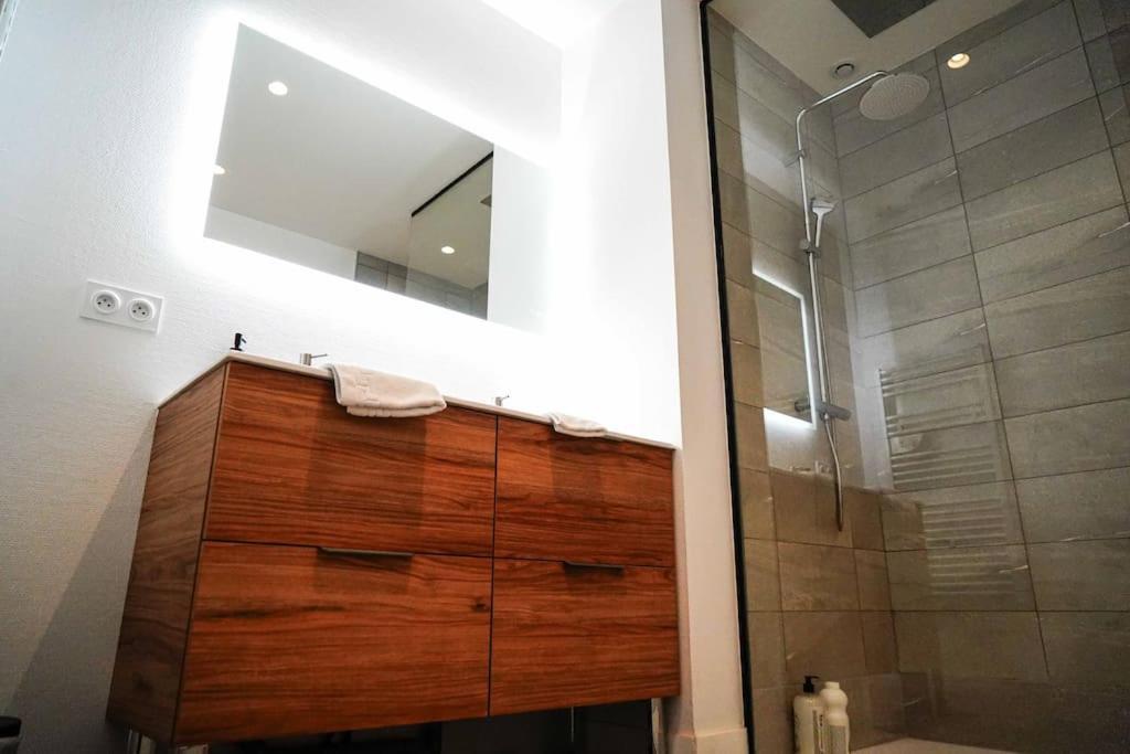 Le Rive Hugo • Elegance & Art De Vivre Apartment Châteauroux Exterior photo